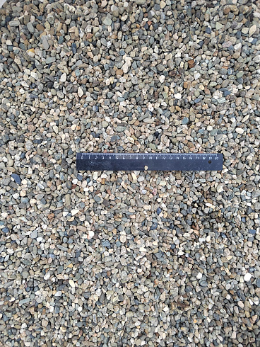 Kamenclub.ru: Галька речная окат (серая) фр.5-10 мм купить  в Брянске галька речная серая, серый, темно-серый, светло-серый, коричневый речная окатанная галька декоративная ландшатфная 5000 руб/т   фото КАМЕНЬ КЛУБ