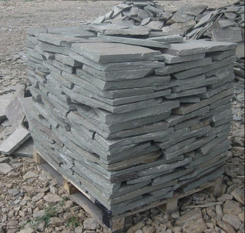 Kamenclub.ru: Песчаник пластушка серо-зеленый (1,5 см)  купить в Брянске плитняк - пластушка серо-зеленый, серый, зеленый пластушка рваная ландшафтная колотая 10200 руб/м3   фото КАМЕНЬ КЛУБ