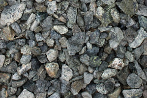 Kamenclub.ru: Щебень крошка зеленый (змеевик) фр. 20-40 мм.  купить в Брянске мрамор зеленый, салатовый ландшафтная мраморная крошка 8500 руб/т   фото КАМЕНЬ КЛУБ