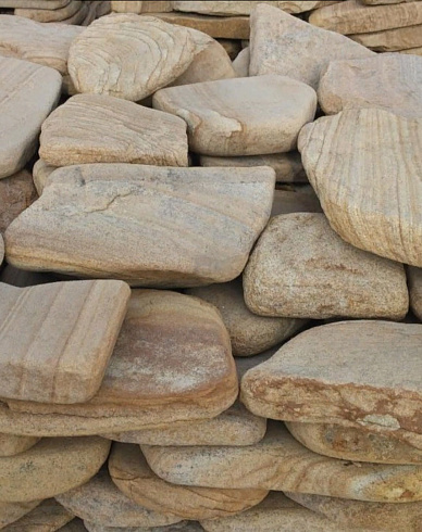 Kamenclub.ru: Песчаник пластушка галтованный желтый с рисунком (3 см)  купить в Брянске плитняк - пластушка желтый песчаник 21000 руб/м3   фото КАМЕНЬ КЛУБ