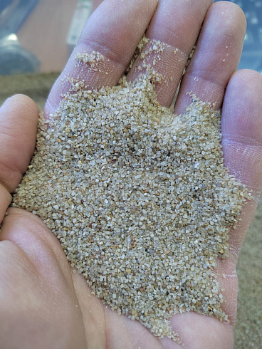 Кварцевый песок для площадок фр. 0,3 - 1 мм.  купить в Брянске фото Камень Клуб