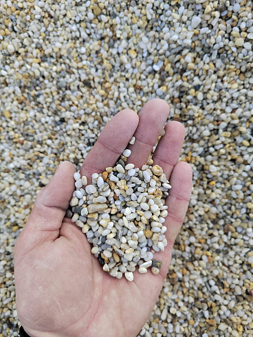 фото Галька крымская жемчужная фр. 3-5 мм. купить в Брянске  в интернет-портале КАМЕНЬ КЛУБ