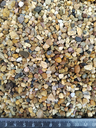 Галька речная окат (рыжая) фр.3-5 мм купить в Брянске 