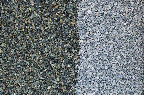 Kamenclub.ru: Щебень крошка зеленый (змеевик) фр. 5-10 мм  купить в Брянске змеевик зеленый, салатовый ландшафтный декоративный щебень крошка 7 200 руб/т   фото КАМЕНЬ КЛУБ