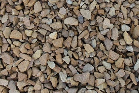 Kamenclub.ru: Щебень крошка желтый (песчаник) фр. 10-20 мм.  купить в Брянске песчаник бежевый, серый, рыжий декоративный ландшафтный щебень колотый 9500 руб/т   фото КАМЕНЬ КЛУБ