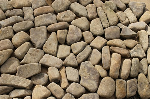 Kamenclub.ru: Песчаник брусчатка  купить в Брянске    5 500 руб/т   фото КАМЕНЬ КЛУБ