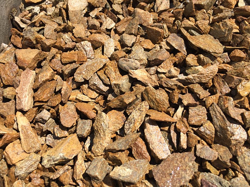 Kamenclub.ru: Щебень крошка желтый (ЗЛАТОЛИТ) фр. 5-10 мм.  купить в Брянске мрамор золотистый, бежевый, желтый каменная ландшафтная декоративная крошка здатолита 8500 руб/т   фото КАМЕНЬ КЛУБ