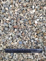 Kamenclub.ru: Галька речная окат (серая) фр.10-20 мм купить  в Брянске галька речная серая, серый, темно-серый, светло-серый, коричневый ландшафтная декоративная речная окатанная округлая галька 5000 руб/т   фото КАМЕНЬ КЛУБ